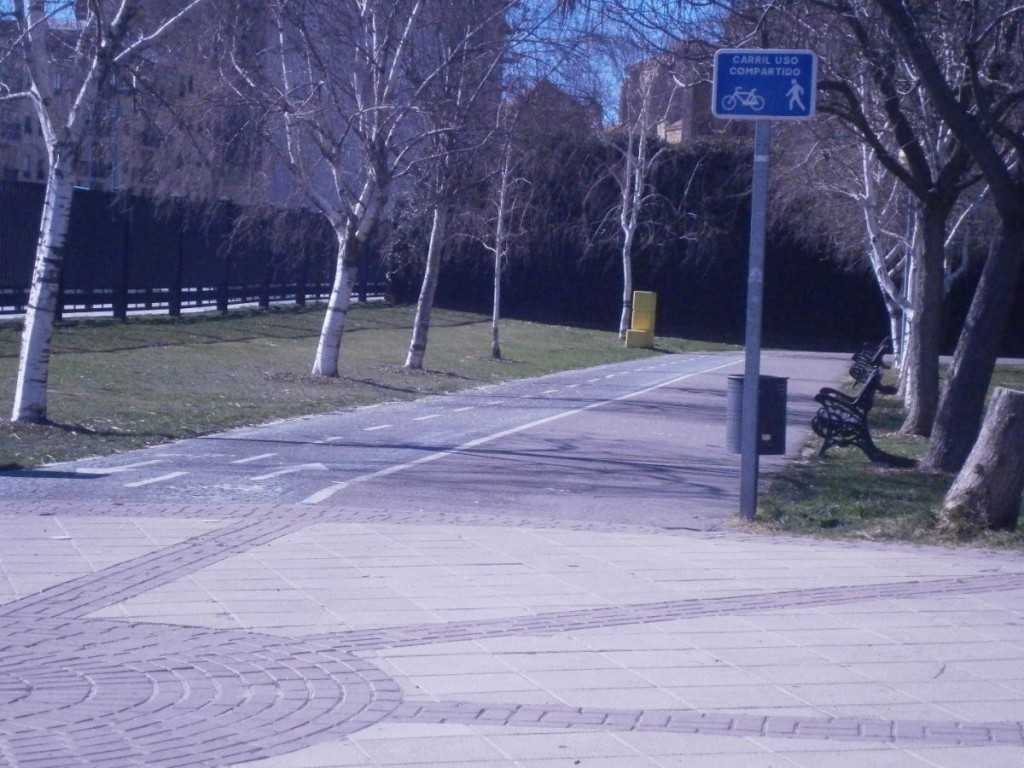 ποδηλατόδρομος στο πάρκο salamanca