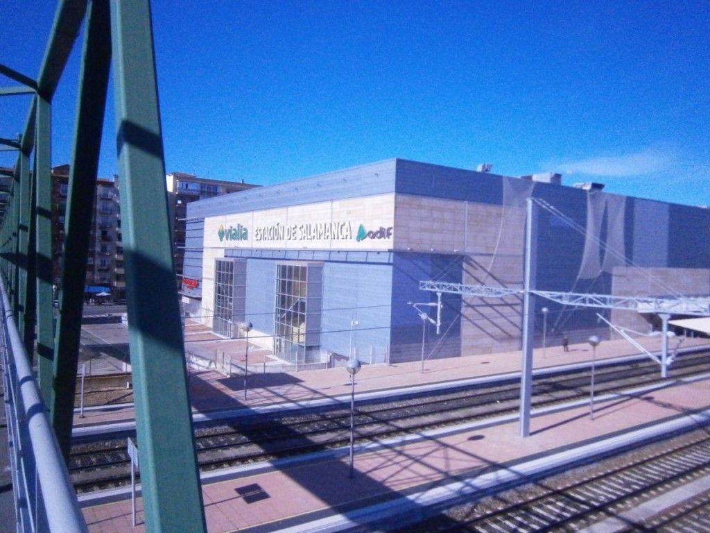κεντρικός σιδηροδρομικός σταθμός salamanca