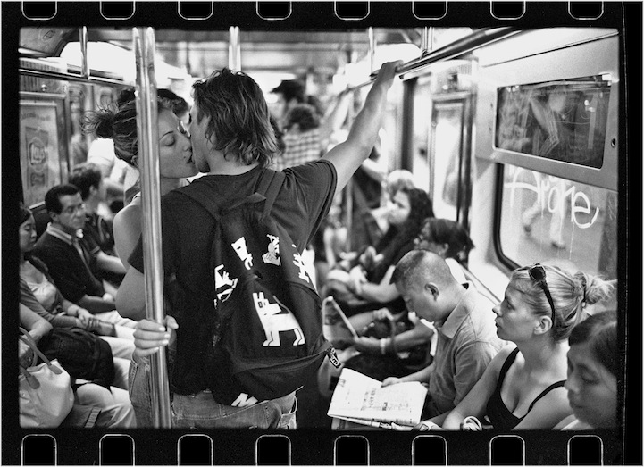 matt-weber-kissing-in-subway-7