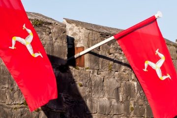 παράξενες σημαίες